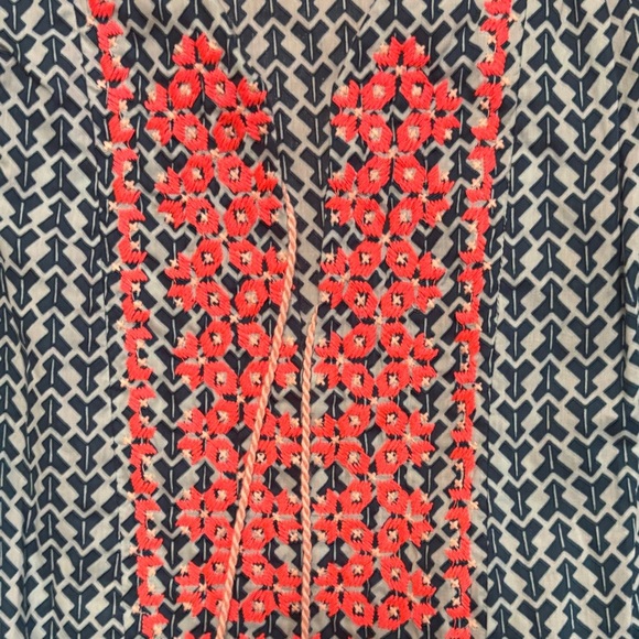 J. Crew Sleeveless Blouse with Coral and Teal Design - Picture 3 of 5